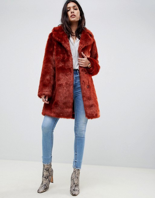 ASOS DESIGN – Plüschiger Kunstpelz-Mantel
